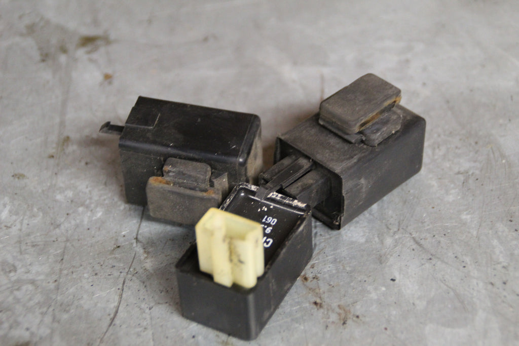 Honda PC800 relais set