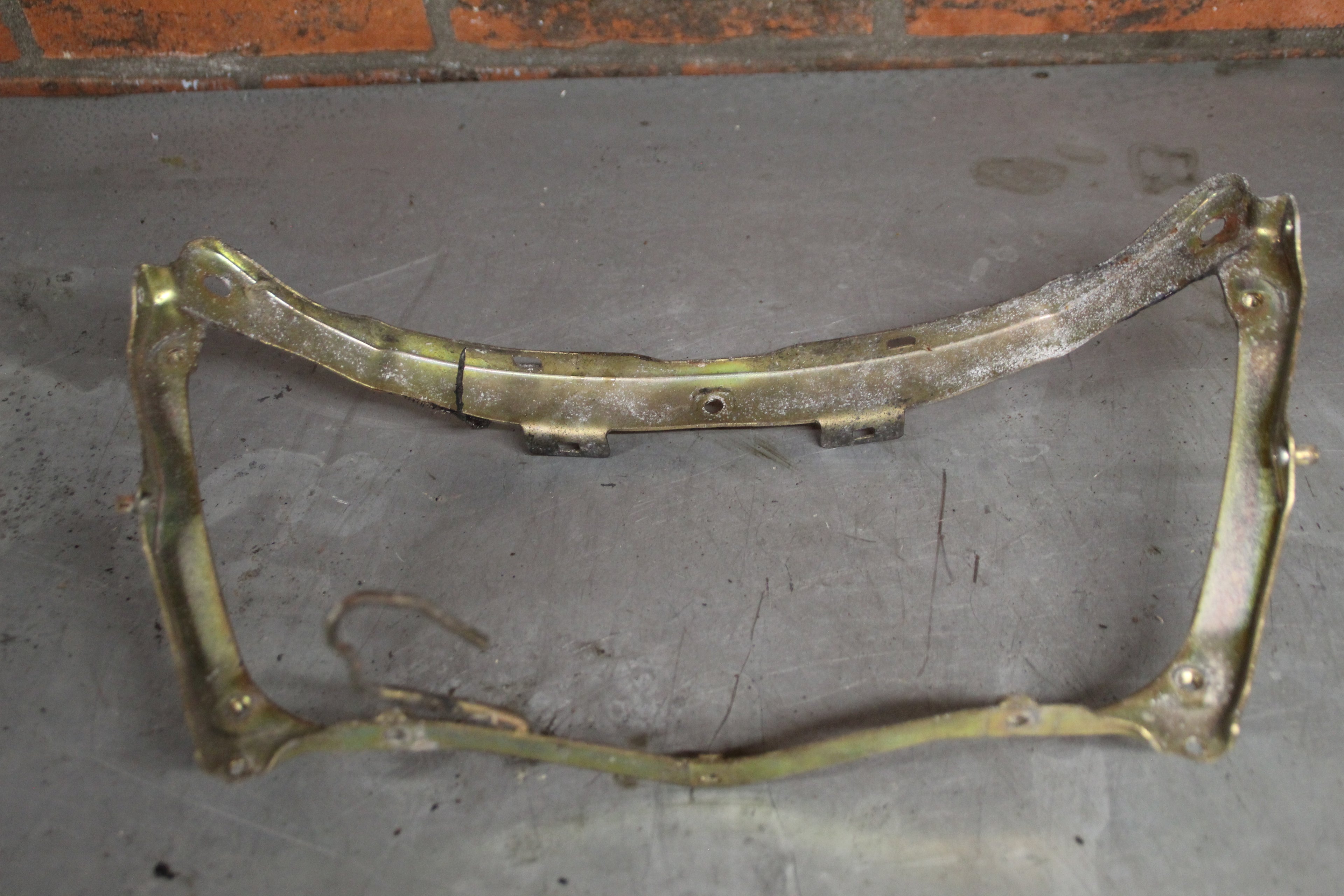 Honda PC800 koplamp frame