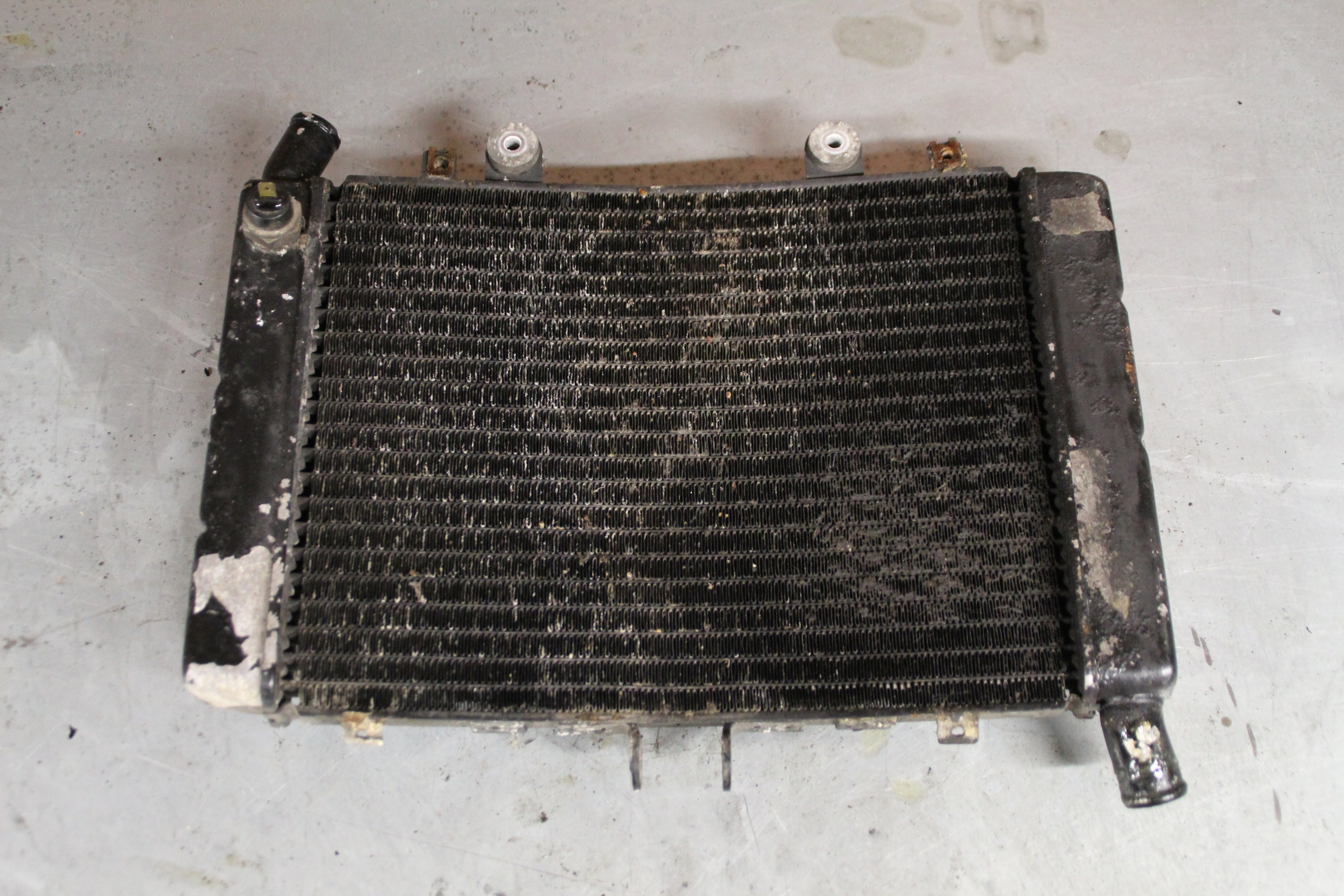 Honda PC800 radiator