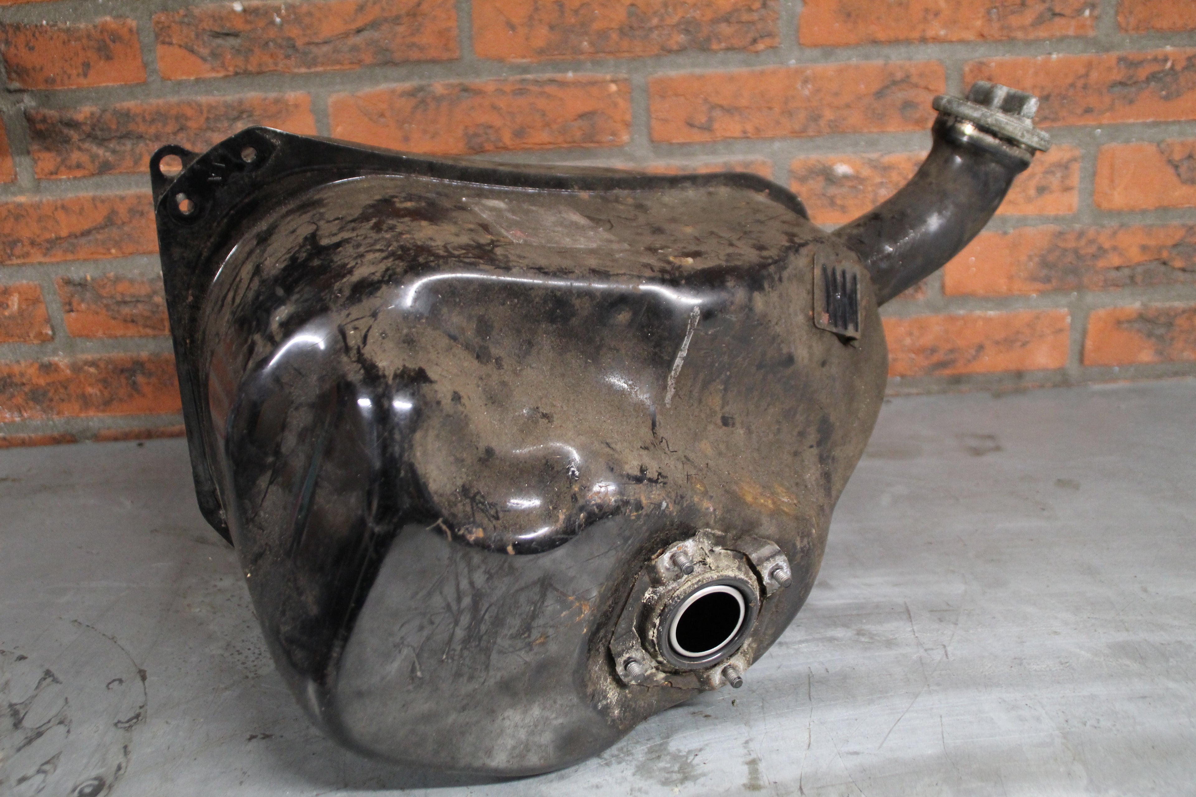 Honda PC800 brandstoftank