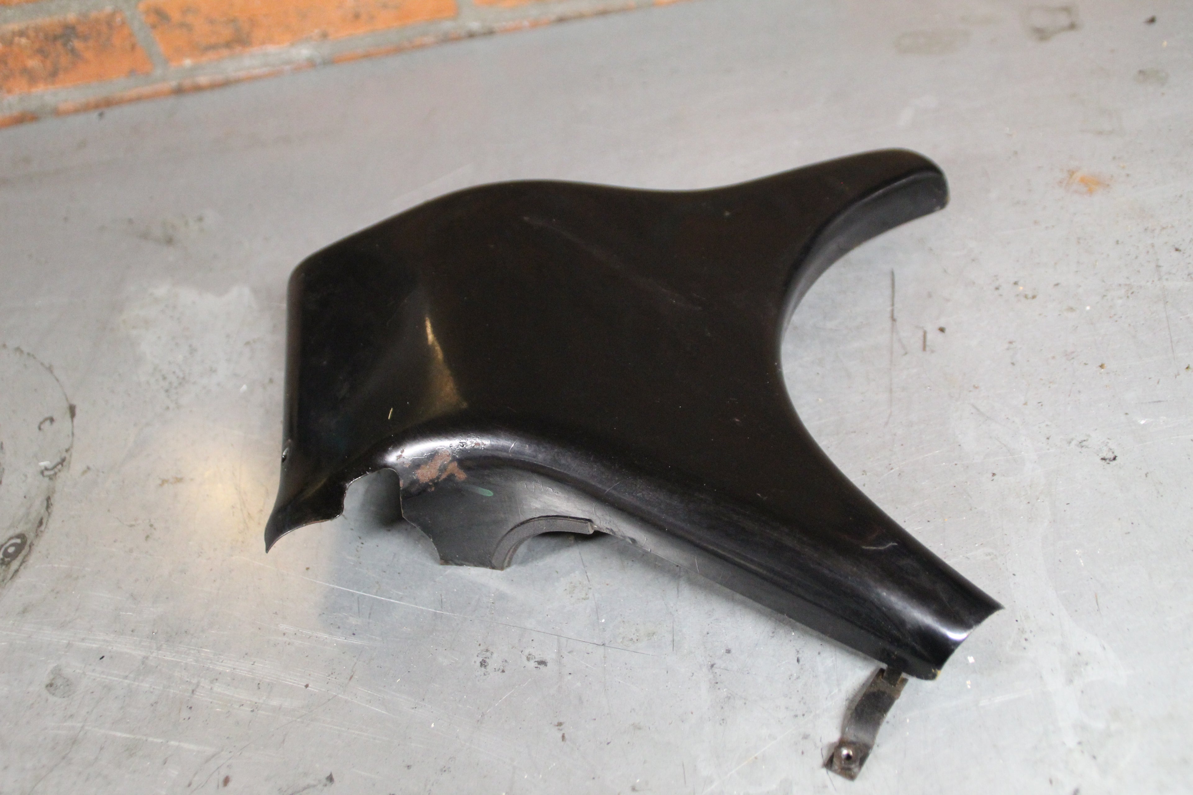 Suzuki VS700 halskap links