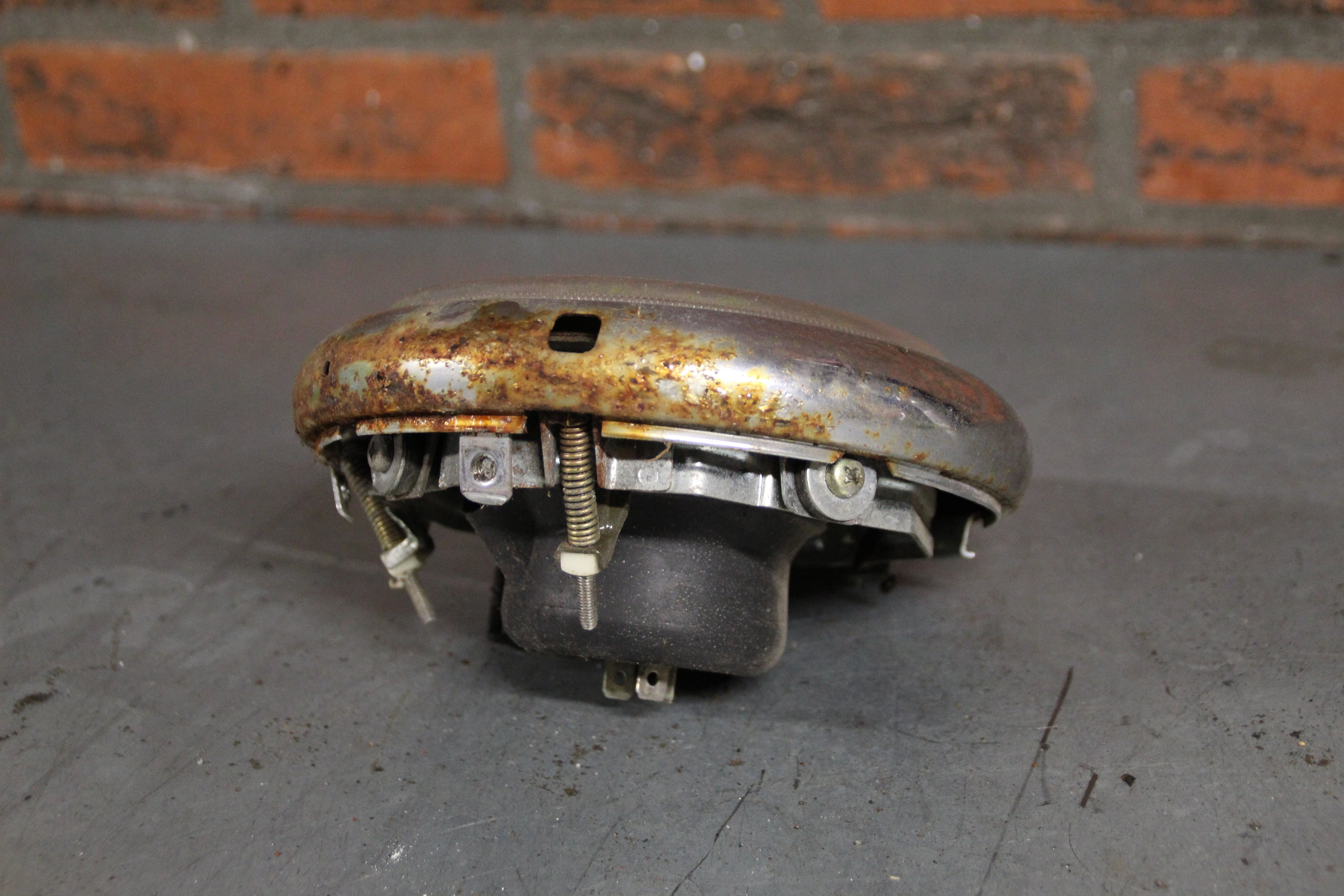 Suzuki VS700 koplamp