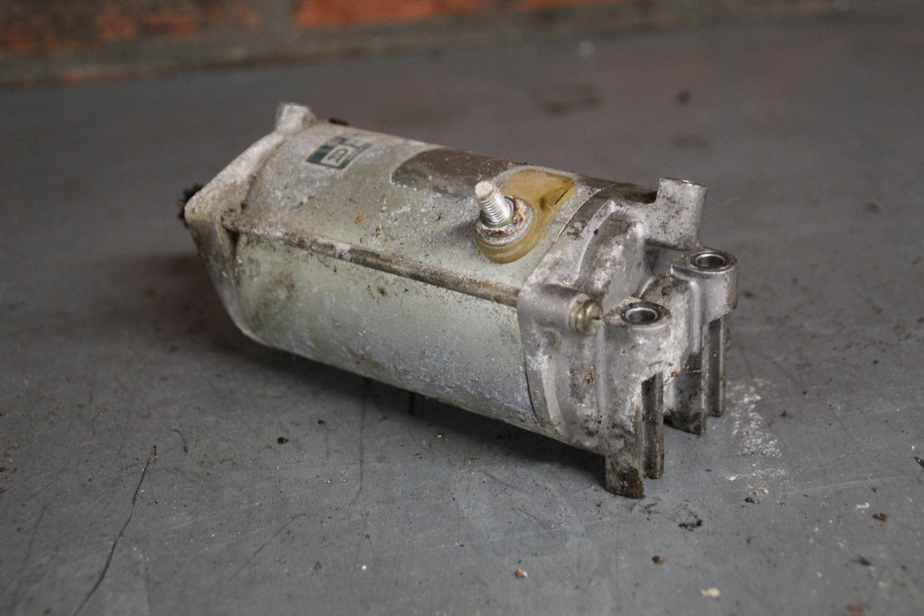 Suzuki VS700 startmotor
