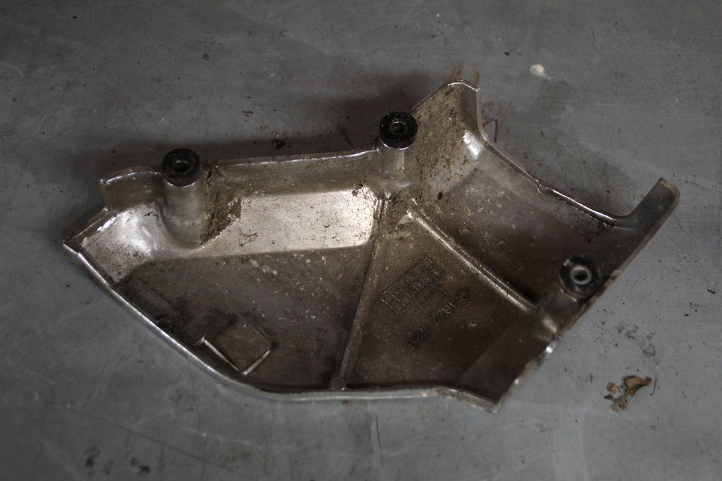 Suzuki VS800 motorblok deksel