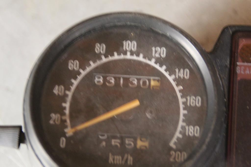 Suzuki GR650X kilometerteller 2