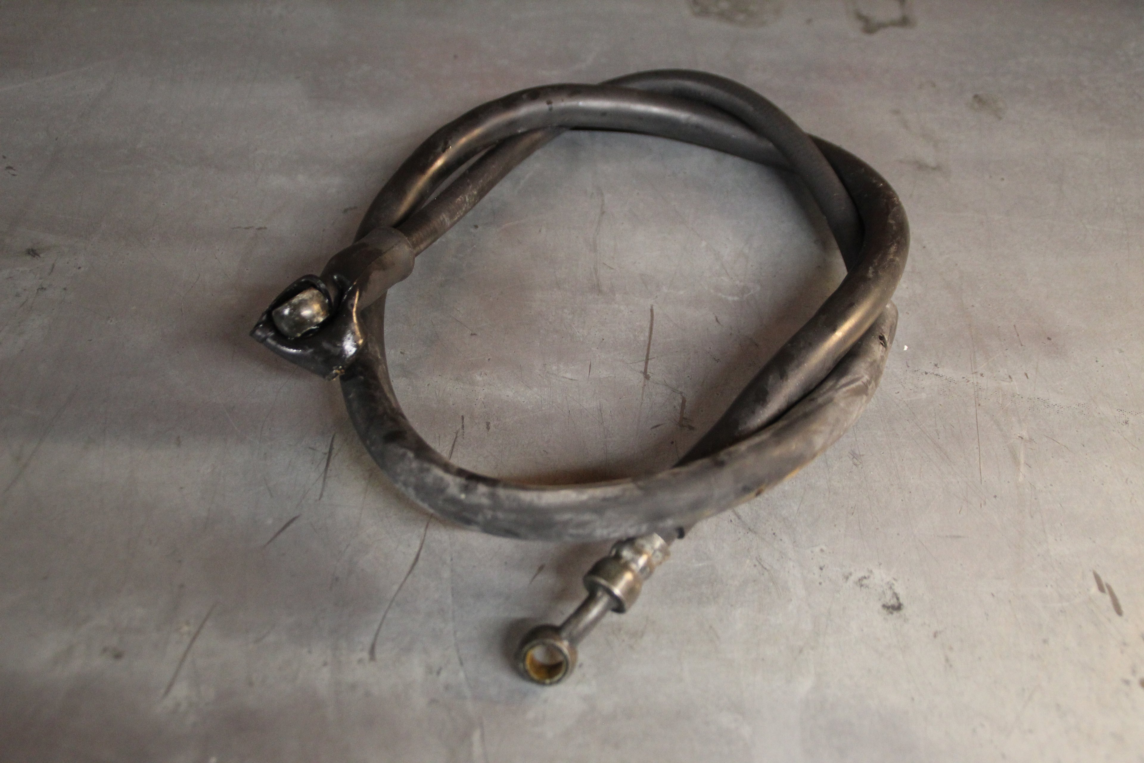 Triumph Trident koppelingsleiding