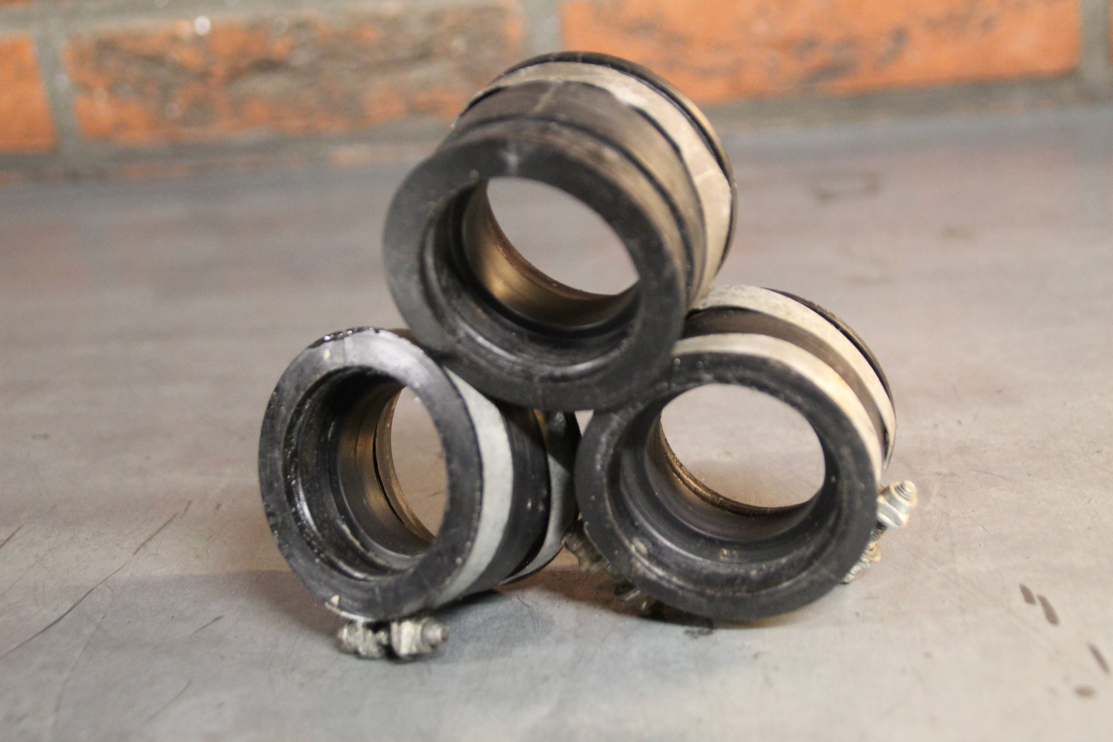Triumph Trident inlaat rubbers
