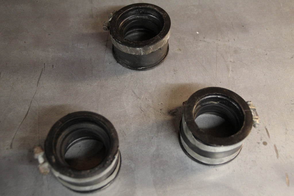 Triumph Trident inlaat rubbers