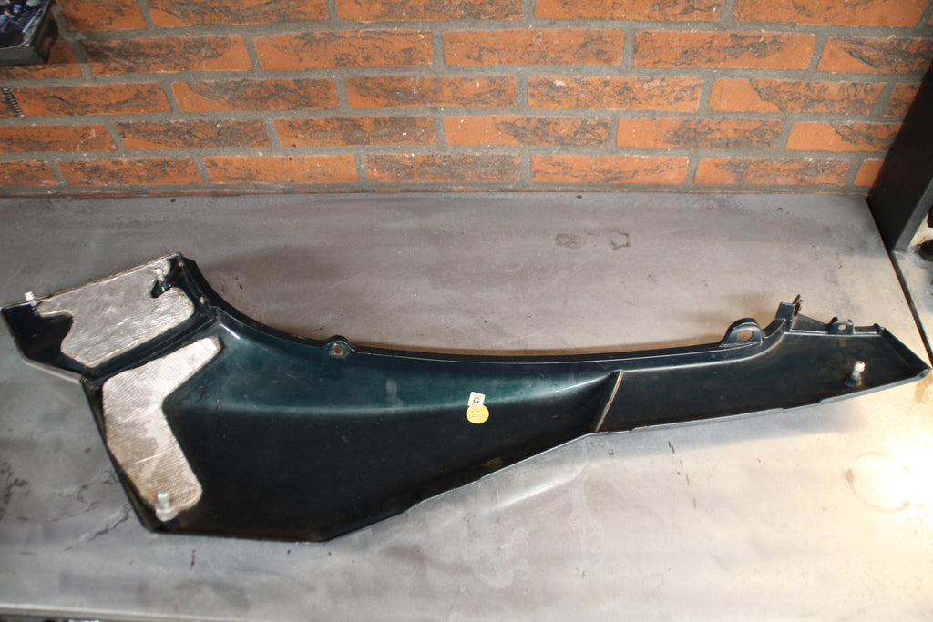 Triumph Trident staartdeel rechts