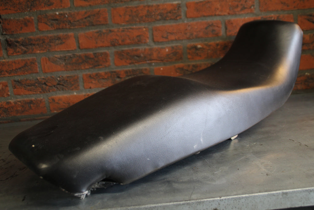 Triumph Trident zadel