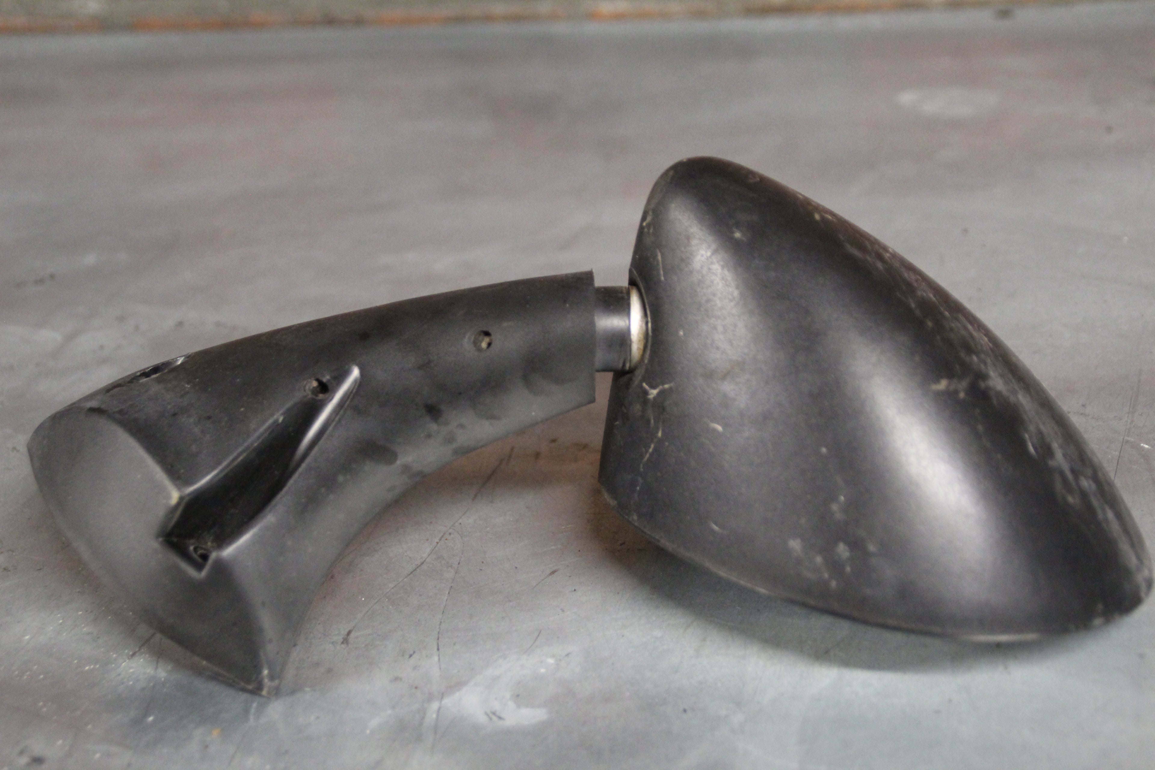 Suzuki GSX750F spiegel links