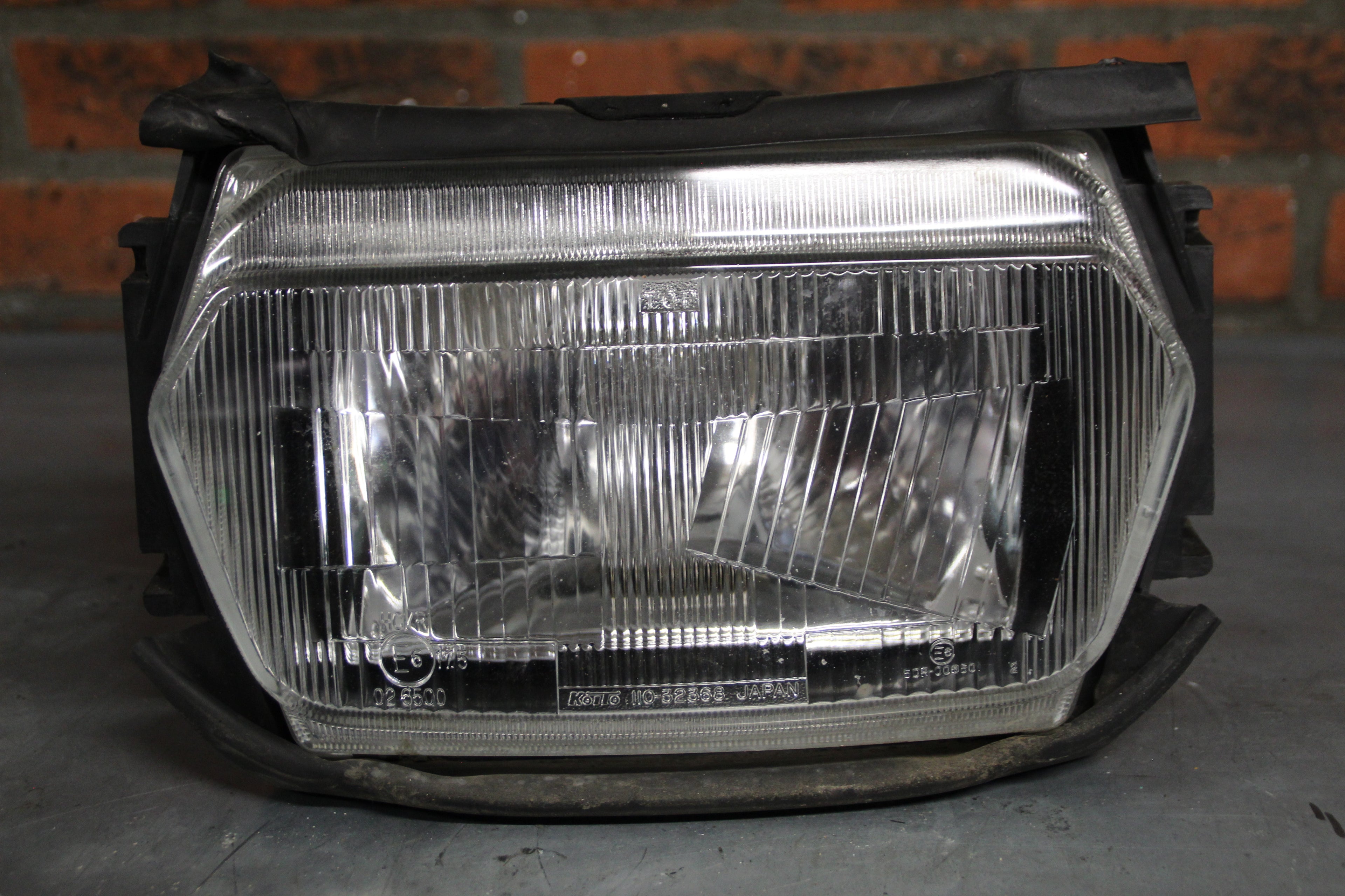 Suzuki GSX750F koplamp