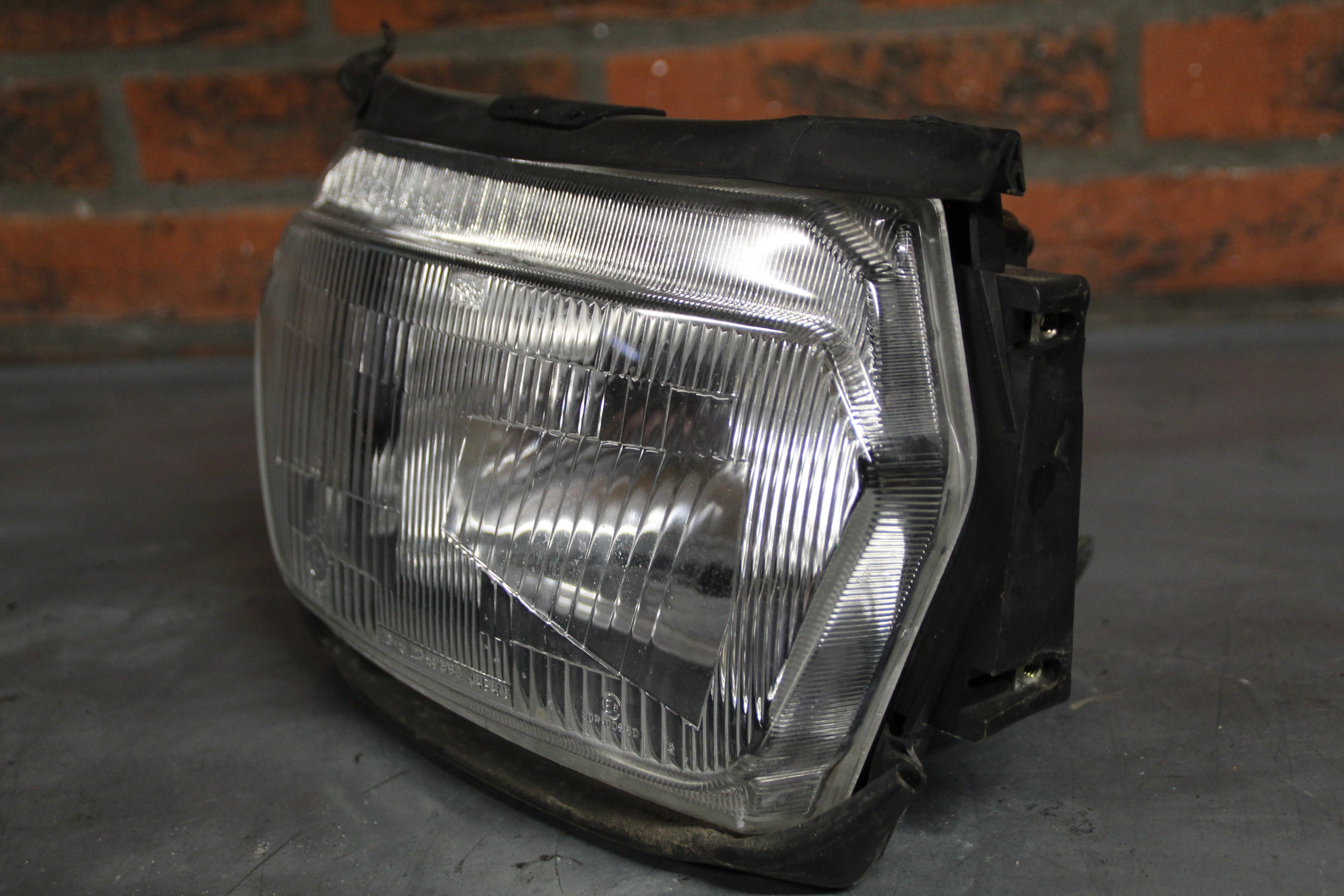 Suzuki GSX750F koplamp