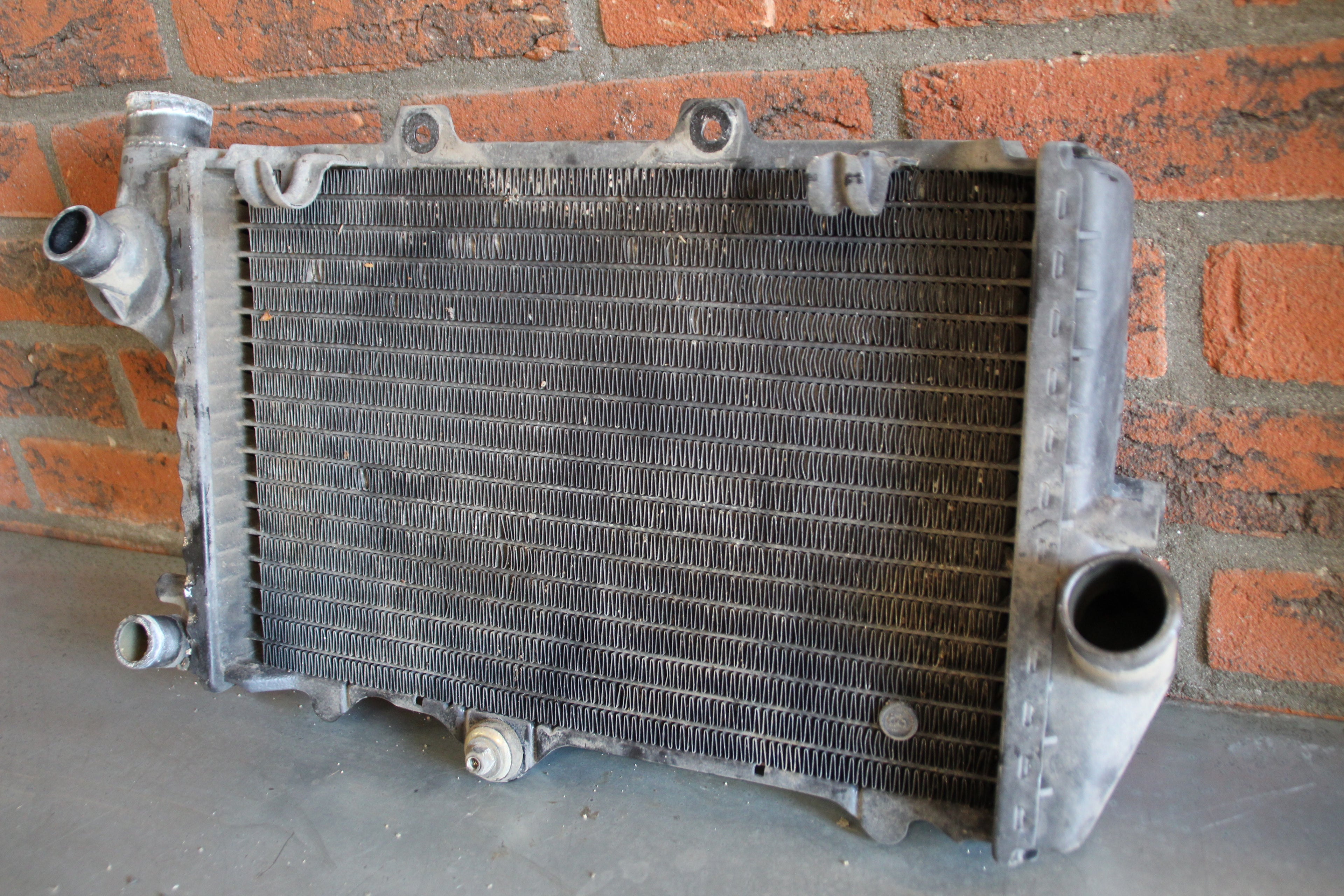 BMW K75RT radiator