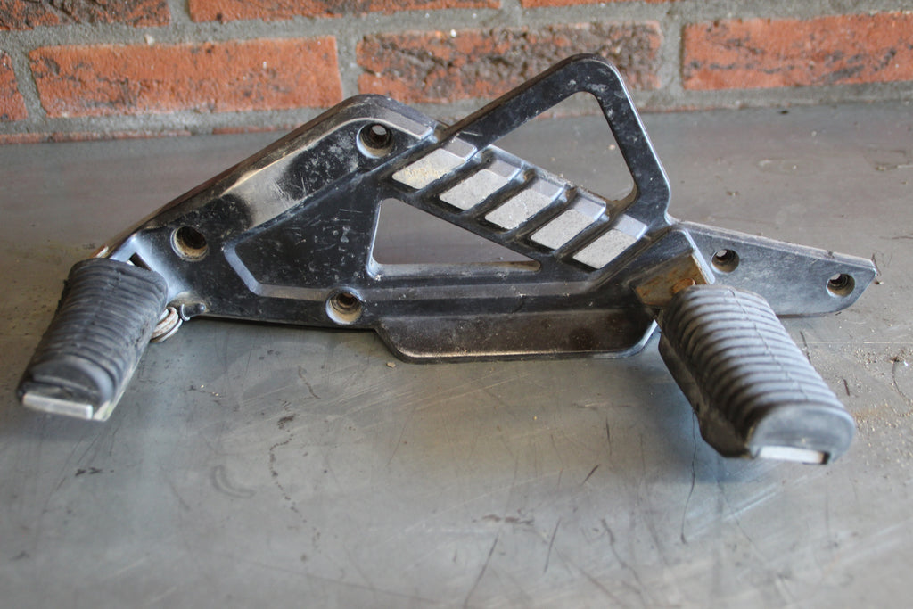 BMW K75RT schetsplaat links