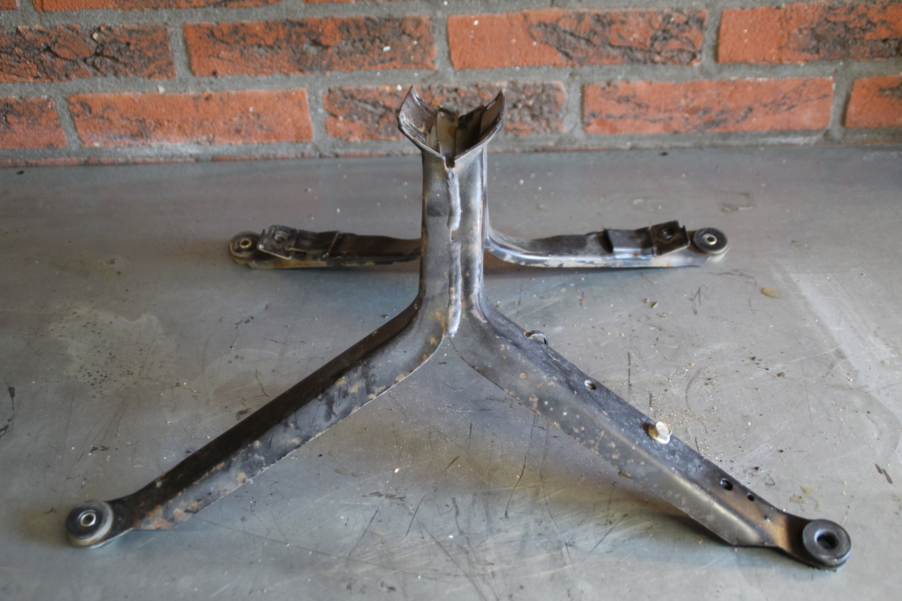 BMW K75RT topkuip frame