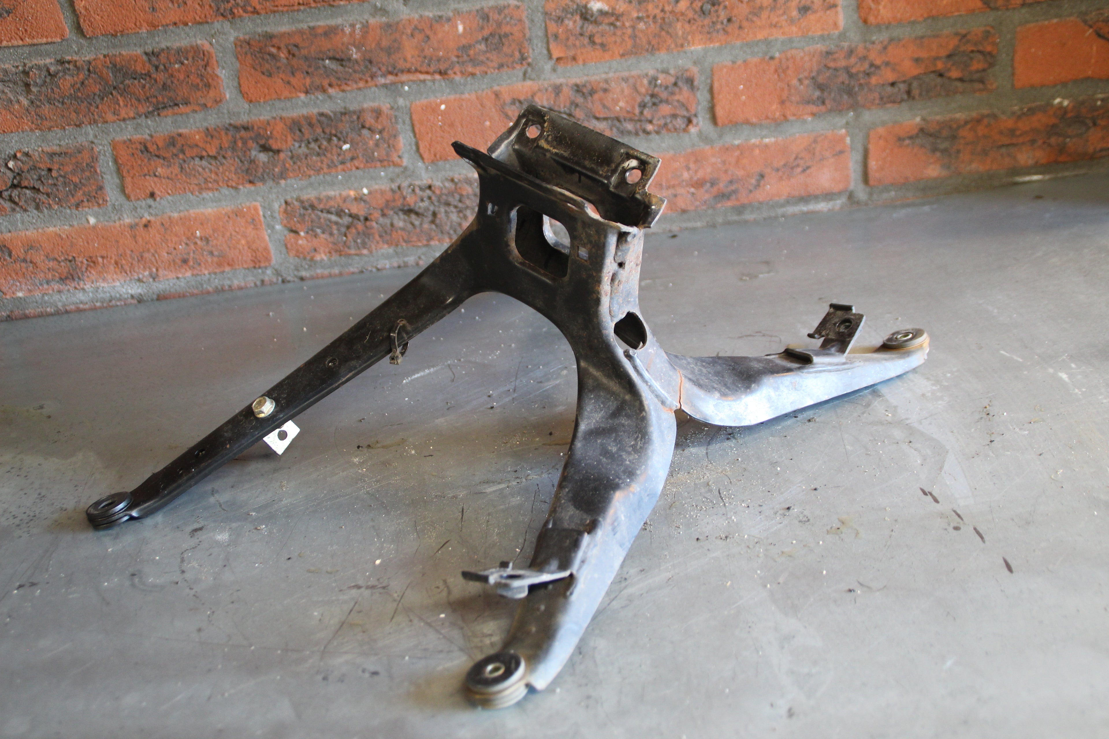 BMW K75RT topkuip frame