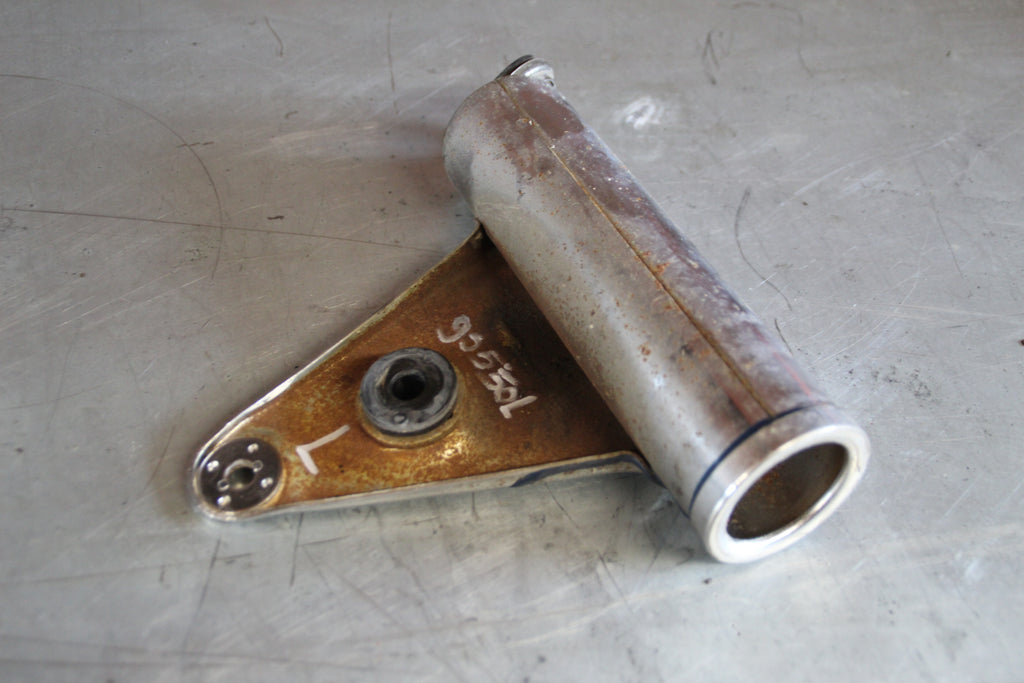 Suzuki GS550L lamp oor links