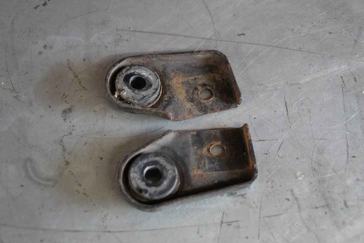 Suzuki GS550L knipperlicht bevestiging achter