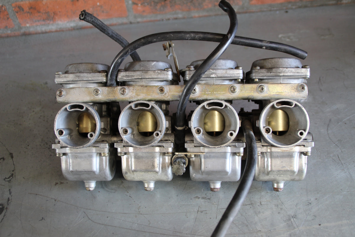 Suzuki GS550L carburateurs