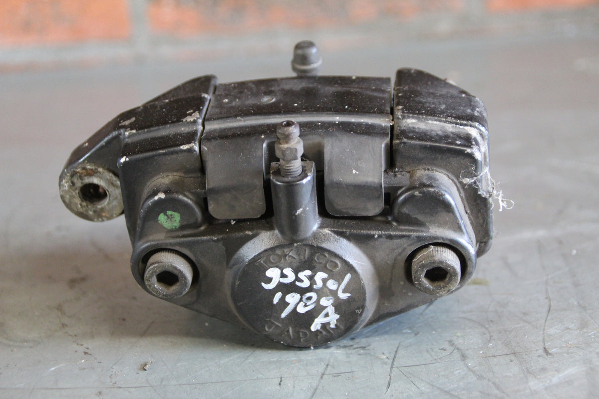 Suzuki GS550L remklauw achter