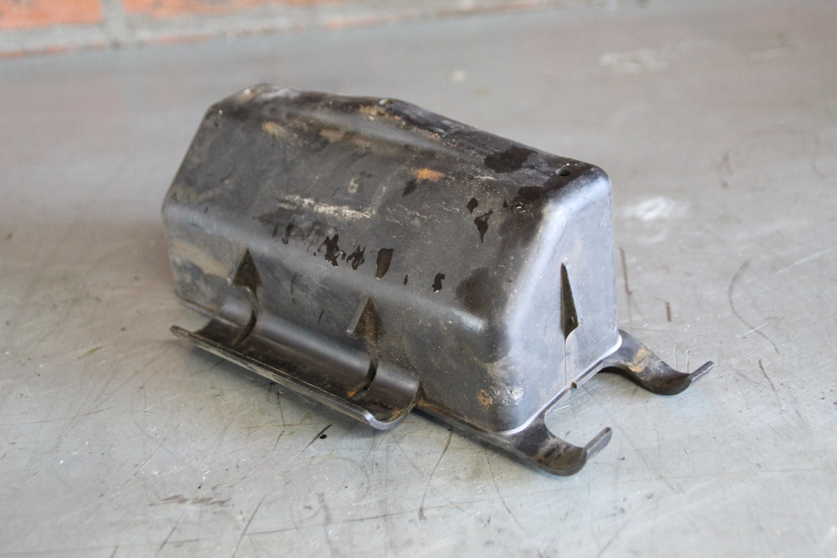 Suzuki GS550L tooltray