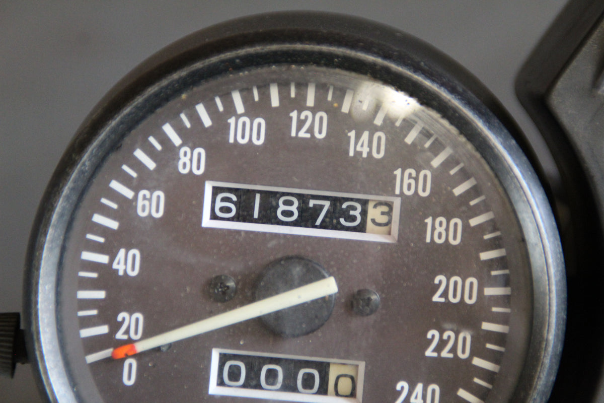 Suzuki GS550L kilometerteller