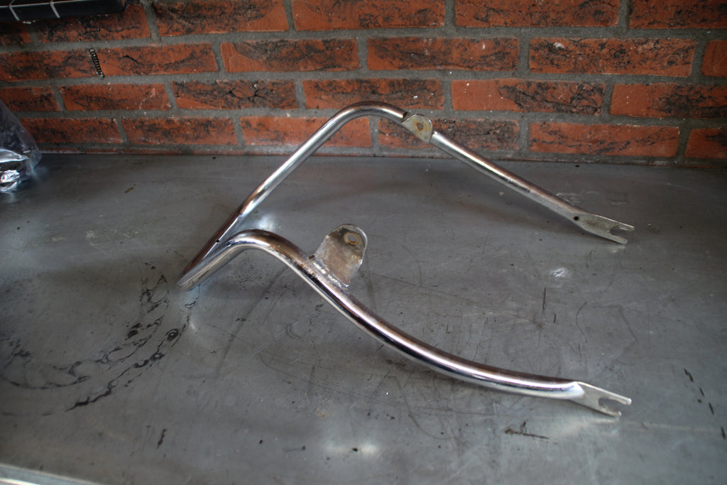 Suzuki GS550L beugel achter