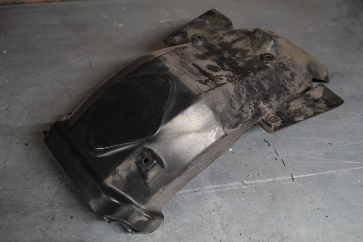 Suzuki GV1200 binnenspatbord
