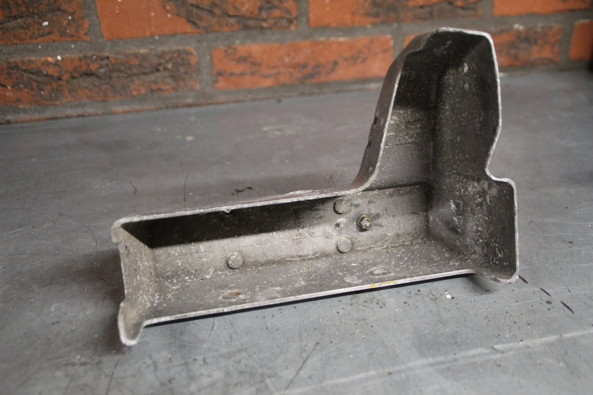 Suzuki GV1200 radiateur beschermer links
