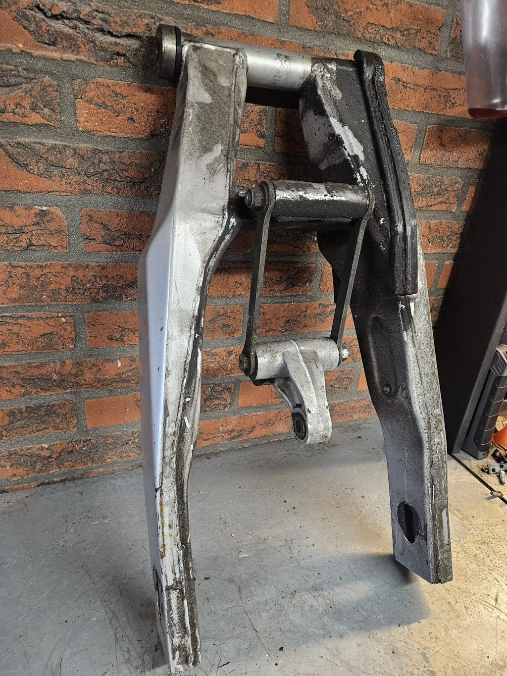 Yamaha FZR600 achterbrug