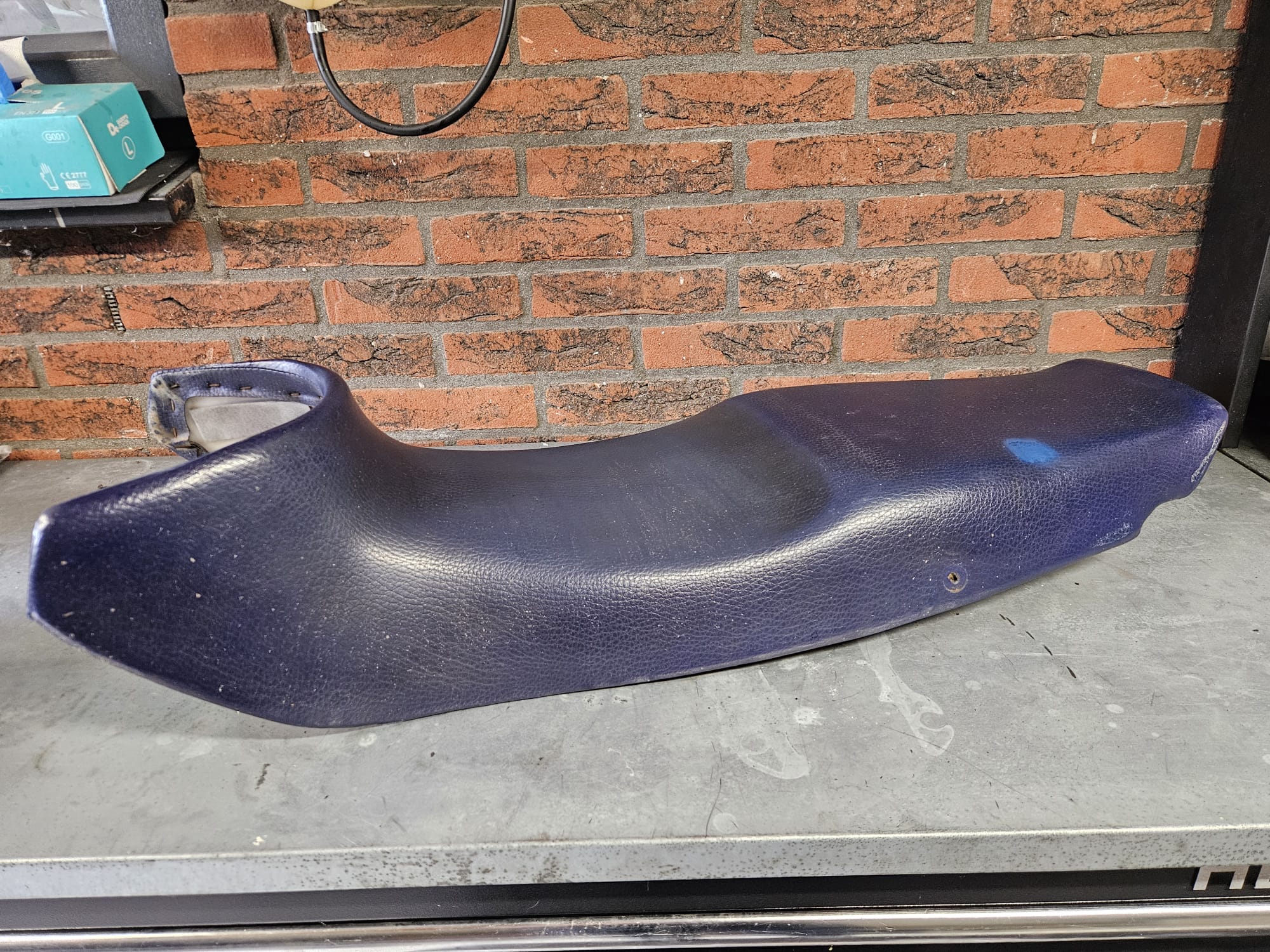 Honda VFR750 zadel